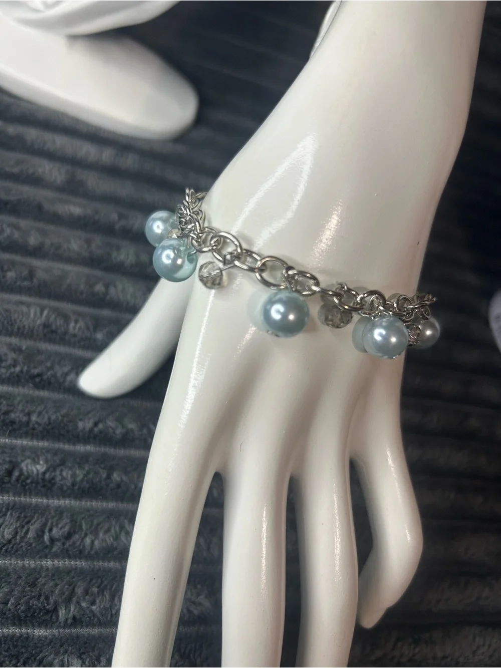 Silver Tone Chain Link Charm Bracelet